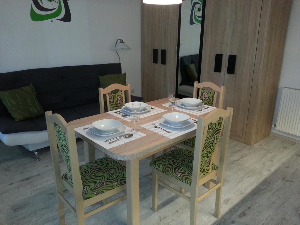 Downtown Apartment Мисколк Екстериор снимка