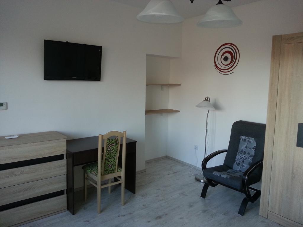 Downtown Apartment Мисколк Екстериор снимка